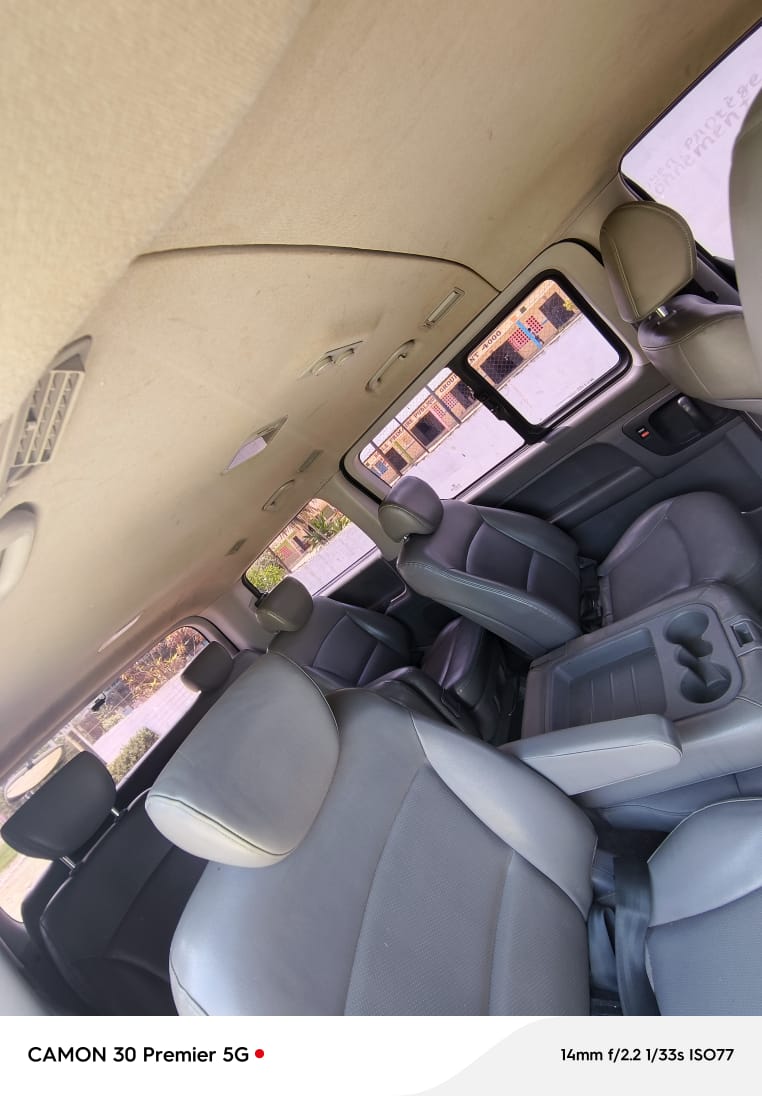 VAN HYUNDAI H-1 — photo 4